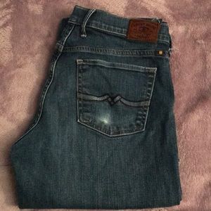 Lucky Brand size 6/28 boot cut jeans